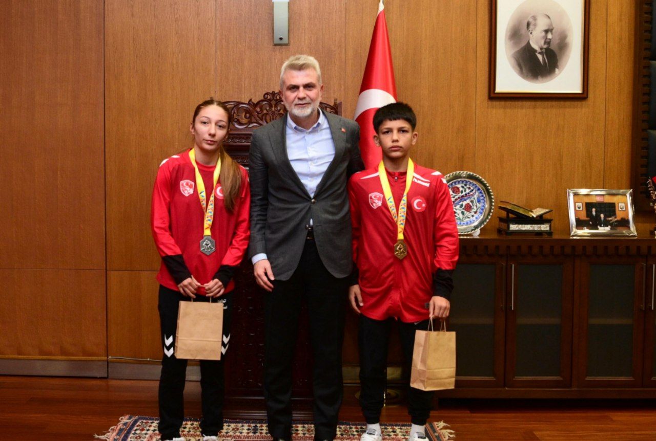 Başkan Görgel, Balkan Şampiyonu Genç Güreşçileri Ağırladı