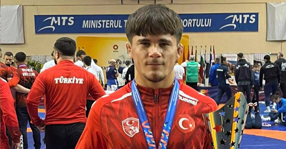 Kahramanmaraşlı Bilal İnce, Balkan Şampiyonu Oldu!