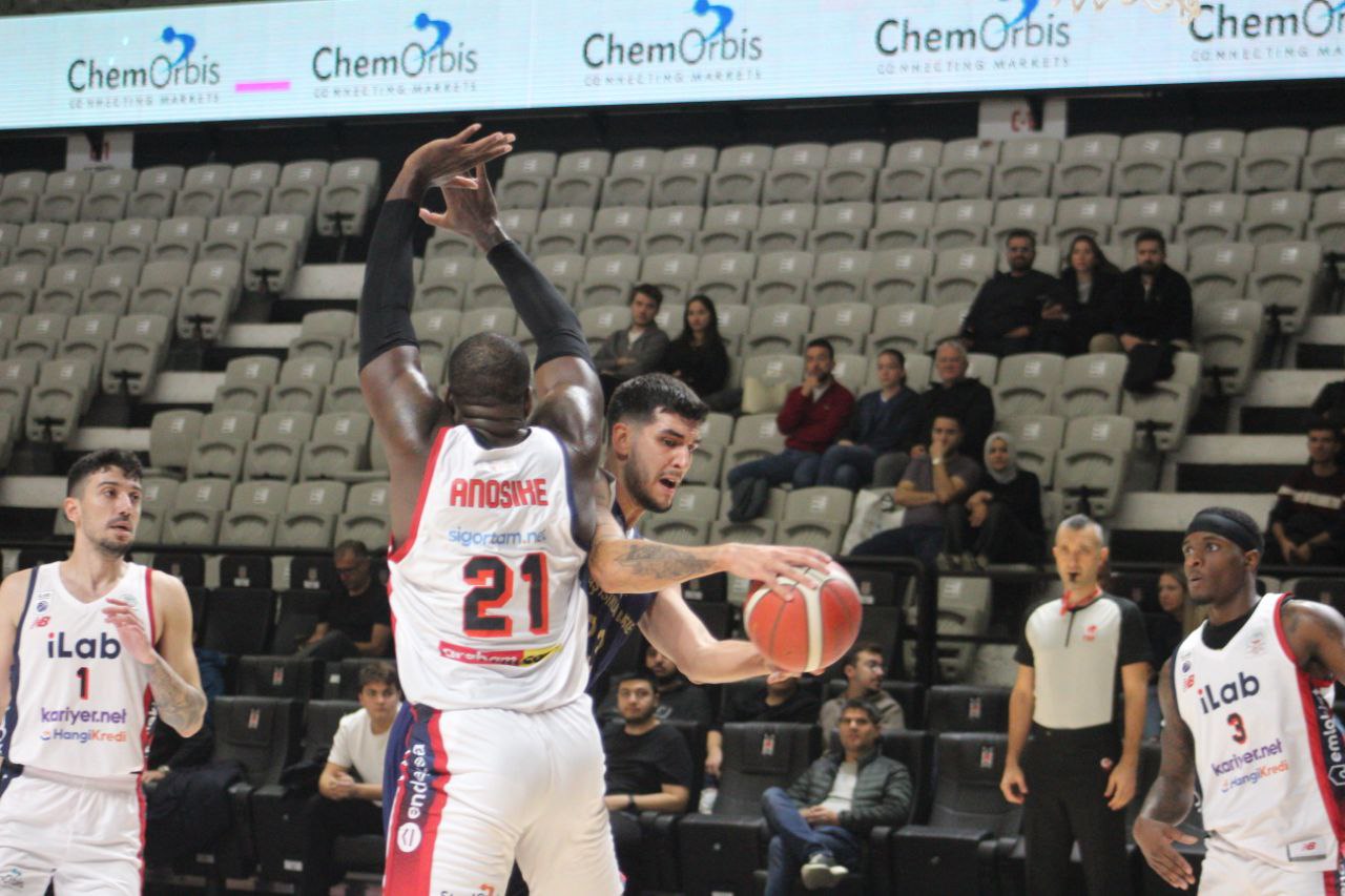 İşte İlab Basketbol – Kipaş İstiklal Basketbol maçının son saniyeleri!