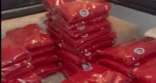 Yahya Reis’ten Asiler Grubu Üyelerine Polar Hediyesi