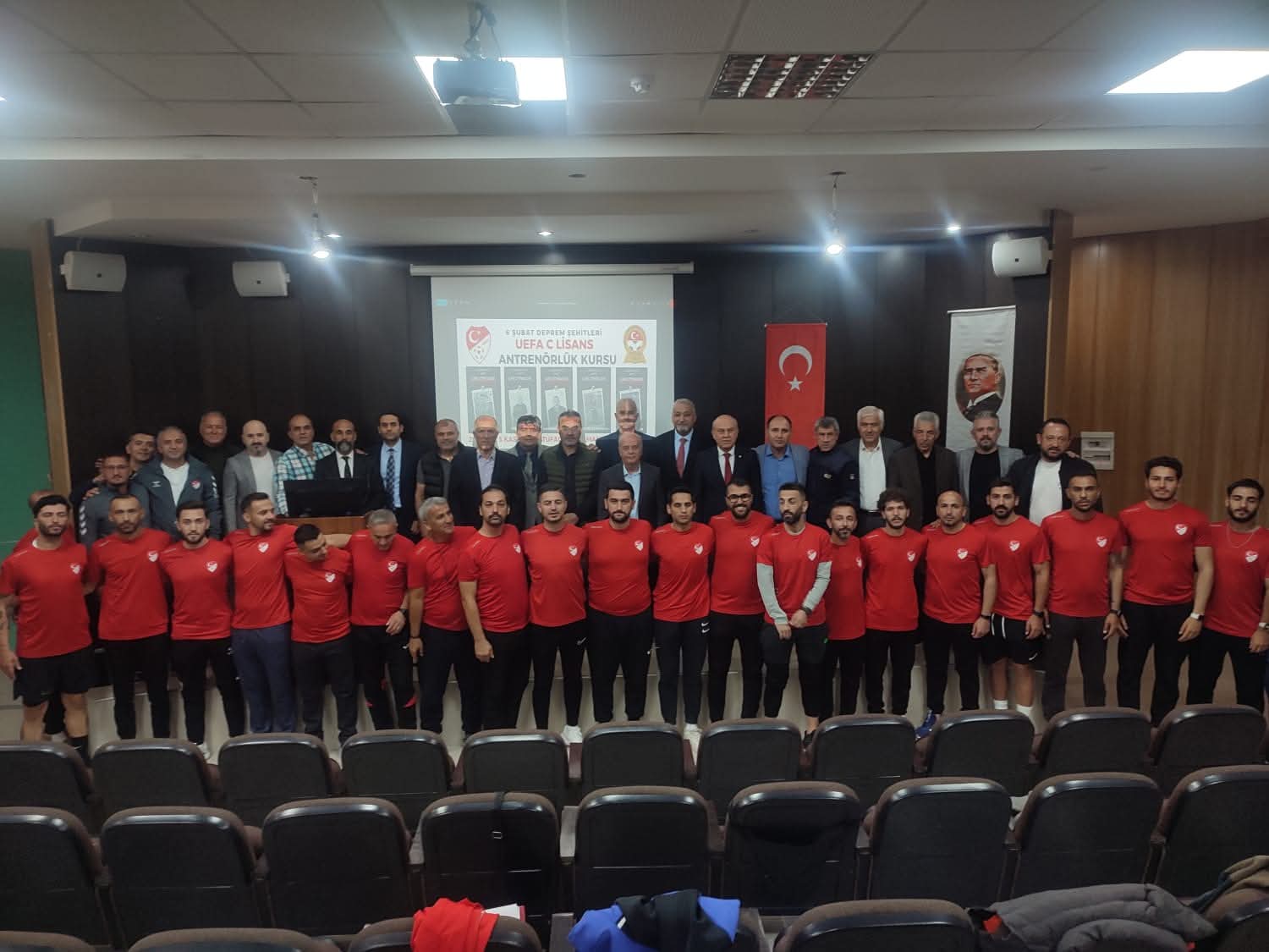6 Şubat Deprem Şehitleri UEFA C Lisans Antrenörlük Kursu Tamamlandı