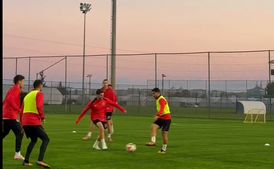 Kahramanmaraş İstiklalspor, İkinci Yarı Hazırlıklarına Antalya’da Başladı