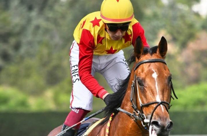 Kahramanmaraşlı Enes Bozdağ 150. Yarışını Kazanarak Jokey Oldu