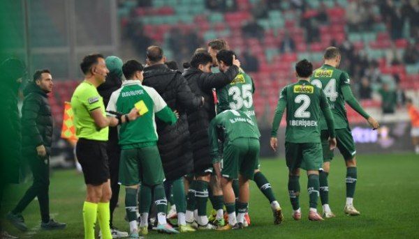 Kahramanmaraş İstiklalspor’un Zirvedeki Rakibi Bursaspor’da Şok Gelişme: 2. Kez Yollar Ayrıldı