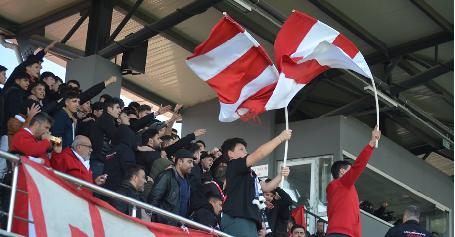 Kahramanmaraş Büyükşehir’den İstiklalspor Taraftarına Deplasman Desteği  6 Otobüs Mersin’e Gidiyor