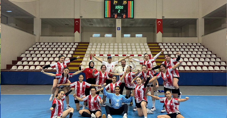 Maraşgücüspor’dan Tarihi Başarı! Türkiye’nin En İyi 8 Takımı Arasına Girdi