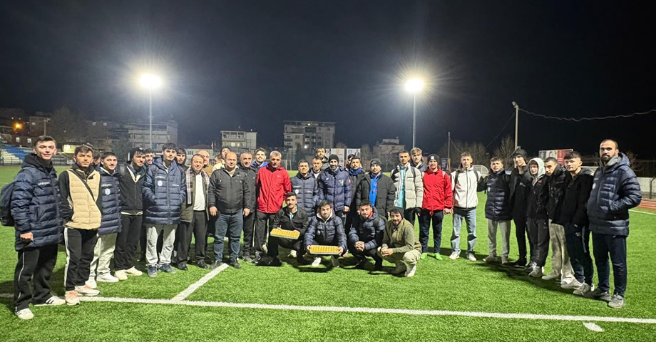 Kahramanmaraş 1. Amatör Lig Takımlarından Çok Güzel Hareket: Küs Oyuncular Barıştırıldı