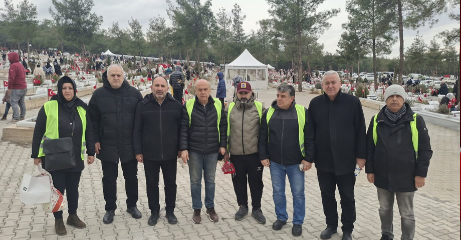 Depremin 3. Yılında Spor Camiasından Anlamlı Ziyaret Taban Birlikleri Deprem Şehitlerini Unutmadı