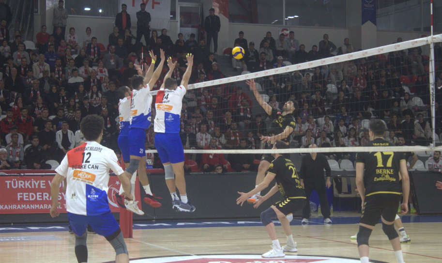 Voleybol Erkekler 1. Lig’de Lider Onikişubat Belediyespor Hafta İçi Düzce Deplasmanında
