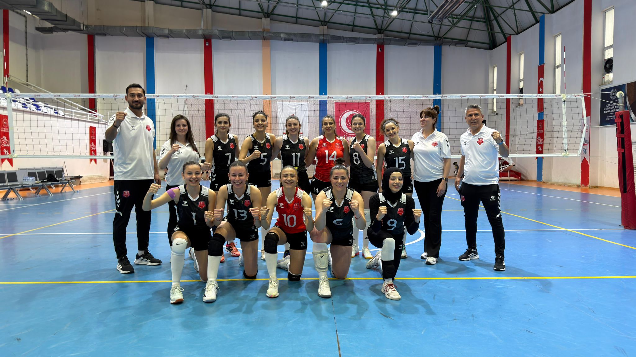 İlk Resmi Maç, İlk Zafer: Büyükşehir 3-0 Kazandı