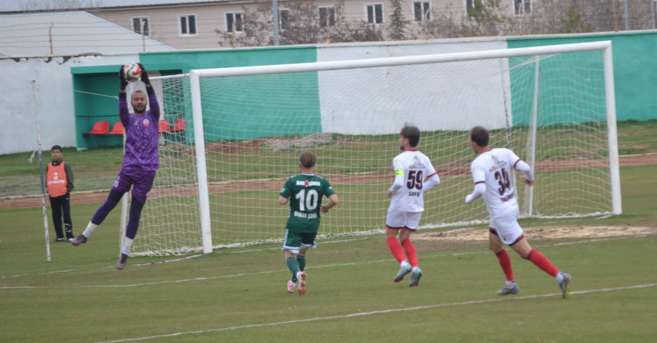 Kahramanmaraşspor Ligde Kalmak İçin Direniyor, Lider Bingölspor Deplasmanından Puan Aldı