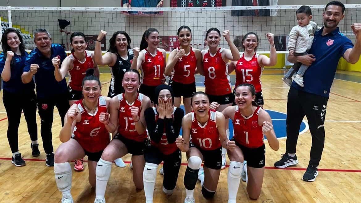 Kahramanmaraş BBSK Kadın Voleybol Takımı 2. Lig’de!