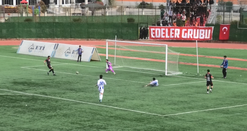 Mazıdağı Fosfat Spor Maçında Goller Kahrahan Yılmaz ve Arda Şahin’den Geldi! İşte O Goller