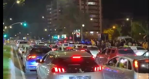 Fenerbahçe galibiyeti sonrası Kahramanmaraş’ta Galatasaraylılar coşkuyla kutladı