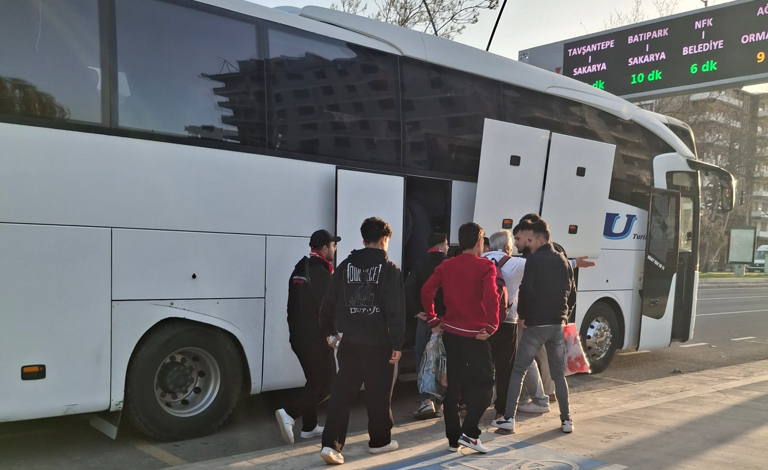 Tribün Liderlerinden Açıklama: “Kahramanmaraşspor Bizim Çocukluk Aşkımız”