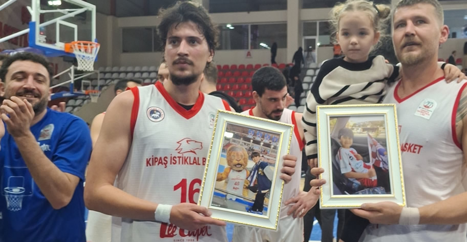 Kipaş İstiklal Basketbol Yusuf Tarık Gül’ü unutmadı.