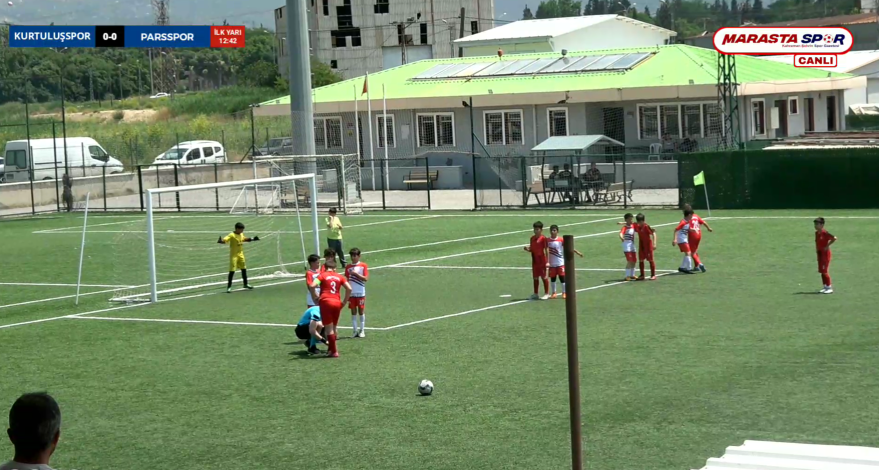 U11 Ligi maçında öne çıkan isim hakem Sinan Sünbül oldu
