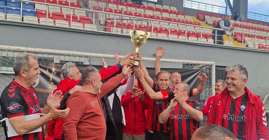 Kahramanmaraş’ta +50 Yaş Bölgesel Lig Final Heyecanı: Şampiyon Kayseri Master Oldu