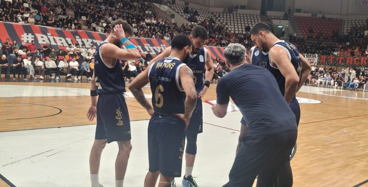 Kipaş İstiklal Basketbol – Gaziantep Basketbol Maçı Son Saniyelere Damga Vurdu! İşte O Anlar