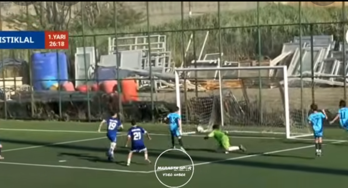 U11 Ligi şampiyonluk maçında tartışmalı ofsayt kararı