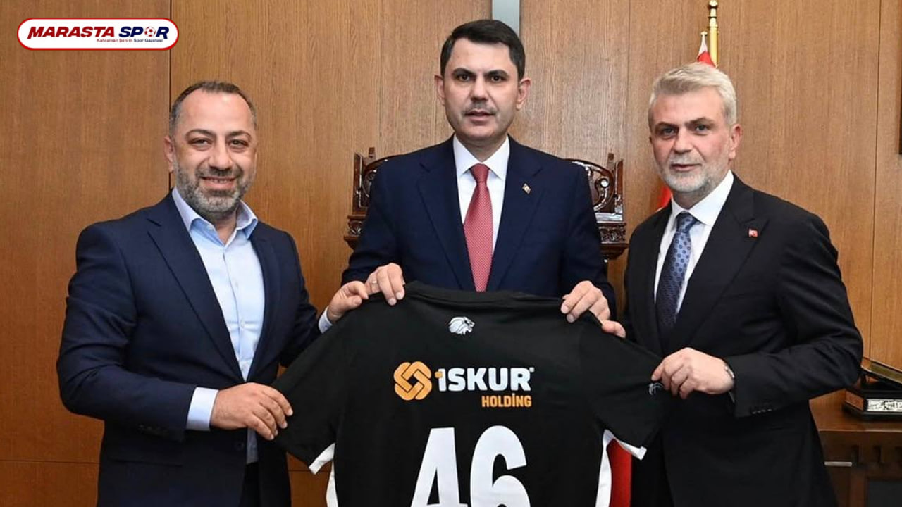 Bakan Murat Kurum’a Kahramanmaraş İstiklalspor Forması Takdim Edildi