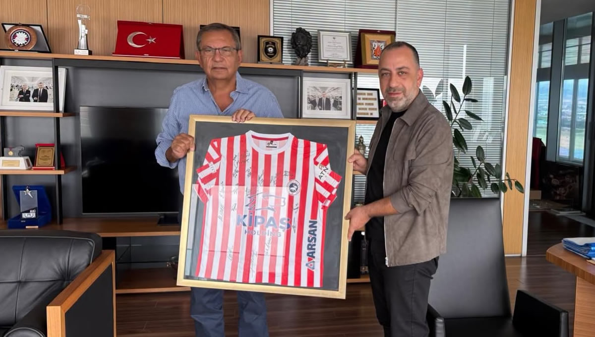 Kahramanmaraş İstiklalspor Başkanı Ahmet Gülpak’tan Hanefi Öksüz’e Ziyaret