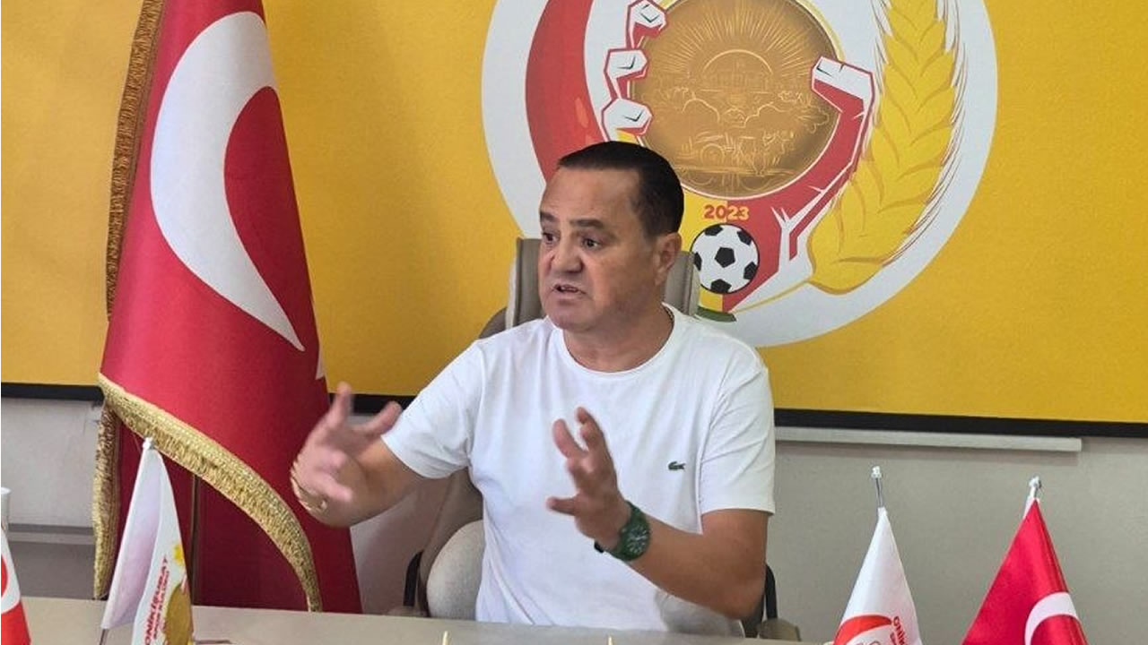 Harun Reşit Gümüşer: “Kahramanmaraşspor ile Oynamanın Hem Gururunu Hem de Burukluğunu Yaşıyorum”