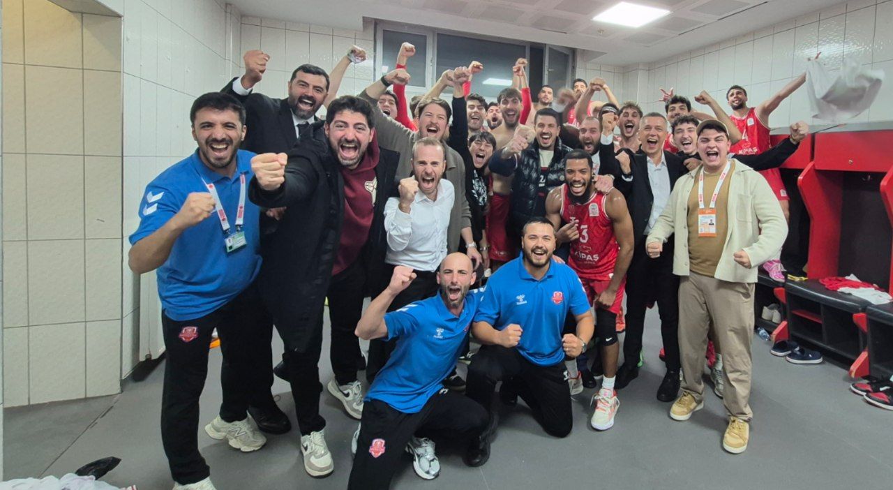 Lideri Deplasmanda Devirdi, Lider Oldu! Kipaş İstiklal Basketbol’dan Muhteşem Geri Dönüş