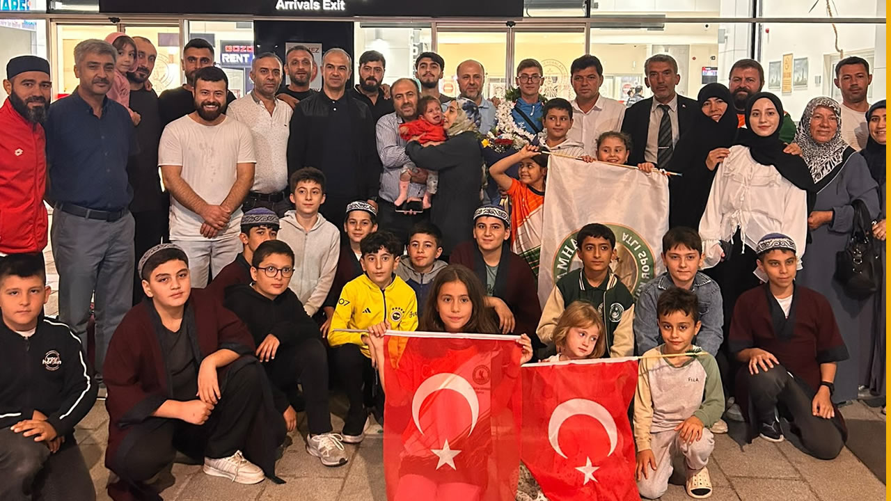 Yunanistan’dan Madalyalarla Dönen Kahramanmaraşlı Milli Sporculara Coşkulu Karşılama
